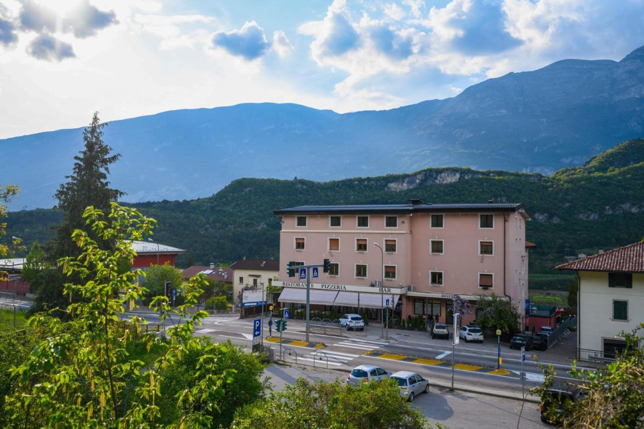 Almamed Hotel San Leonardo Vigolo Baselga Eksteriør bilde